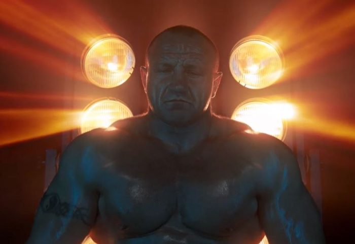 Pudzian im Spiel Pudzianator